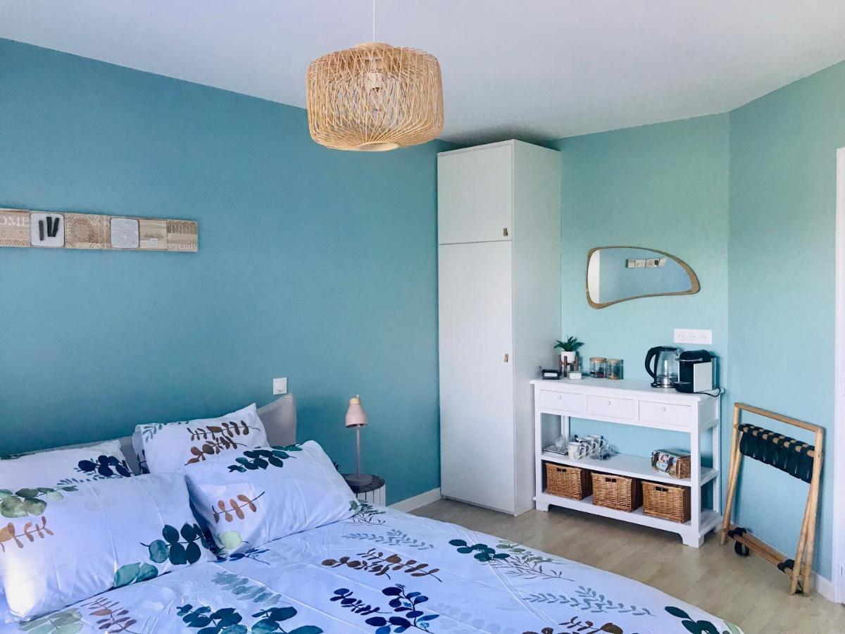 Au Petit Bonheur De Claire Et Jo Bed & Breakfast La Chapelle-Caro ภายนอก รูปภาพ